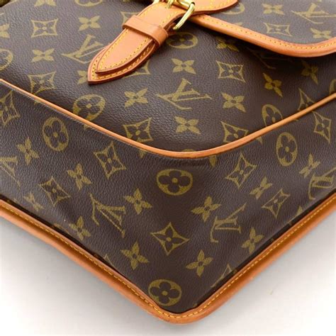 lv gibeciere|LOUIS VUITTON Monogram Sac Gibeciere GM .